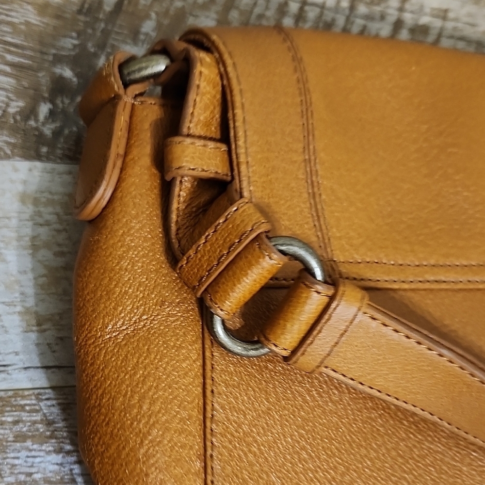 Worth Tan Shoulder Bag with Flap Closure - Picture 10 of 11